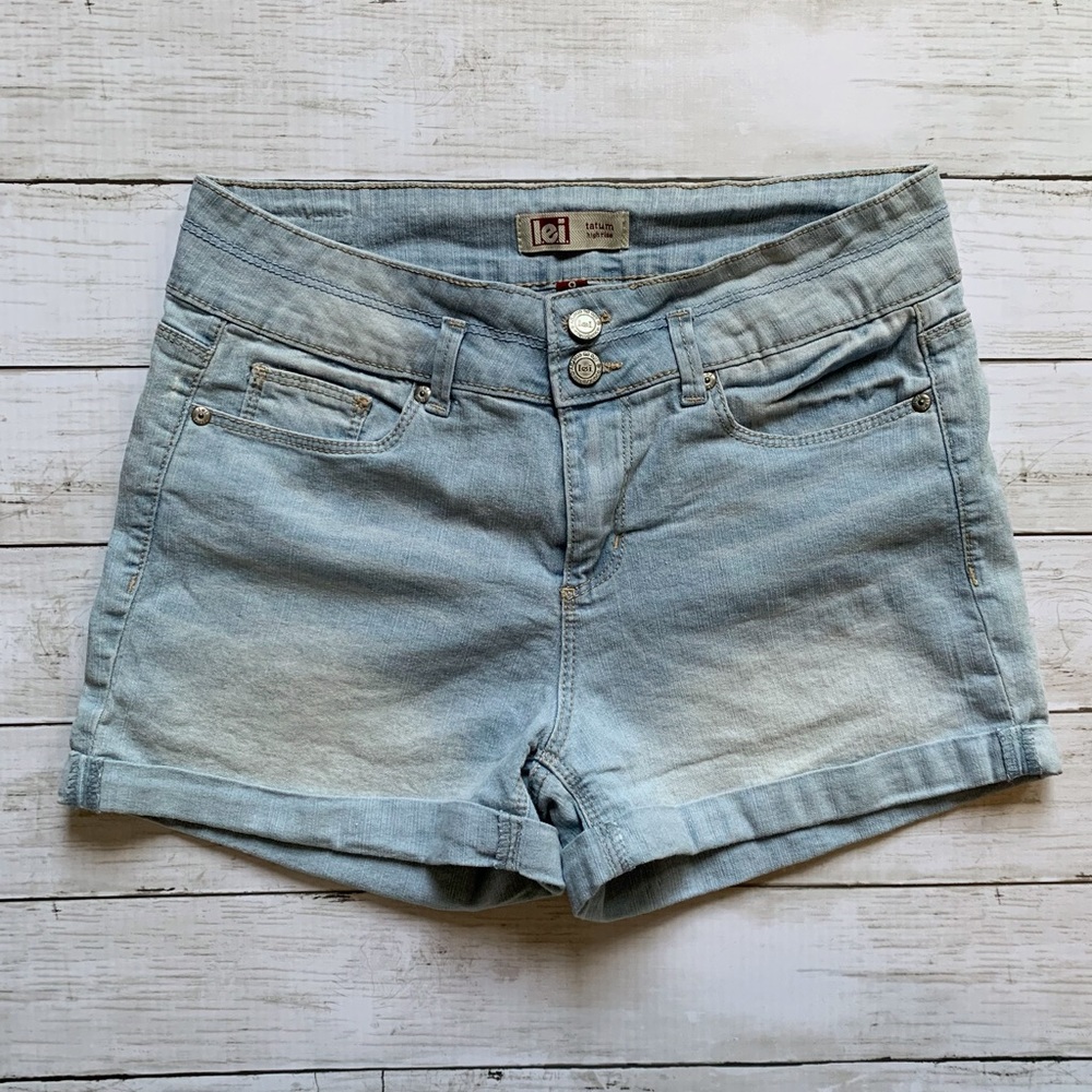 LEI Tatum High-Rise Light Denim Jean Shorts Size 9